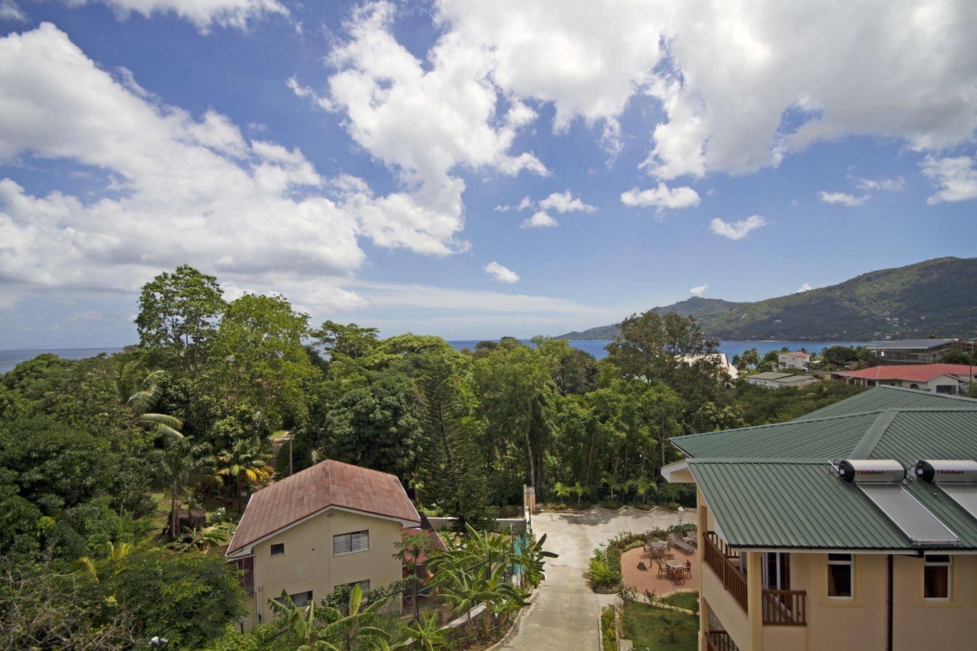 The Palm Seychelles Hotel โบวาลง ภายนอก รูปภาพ